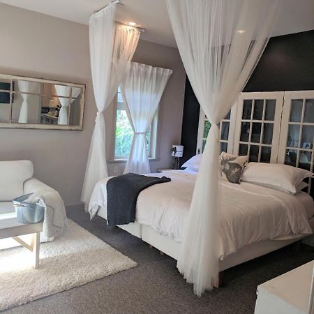 Amara Bed & Breakfast (Adults Only) Sidney Exterior foto