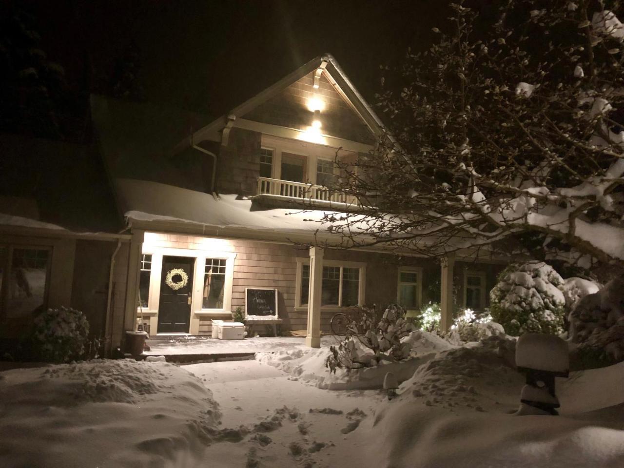 Amara Bed & Breakfast (Adults Only) Sidney Exterior foto